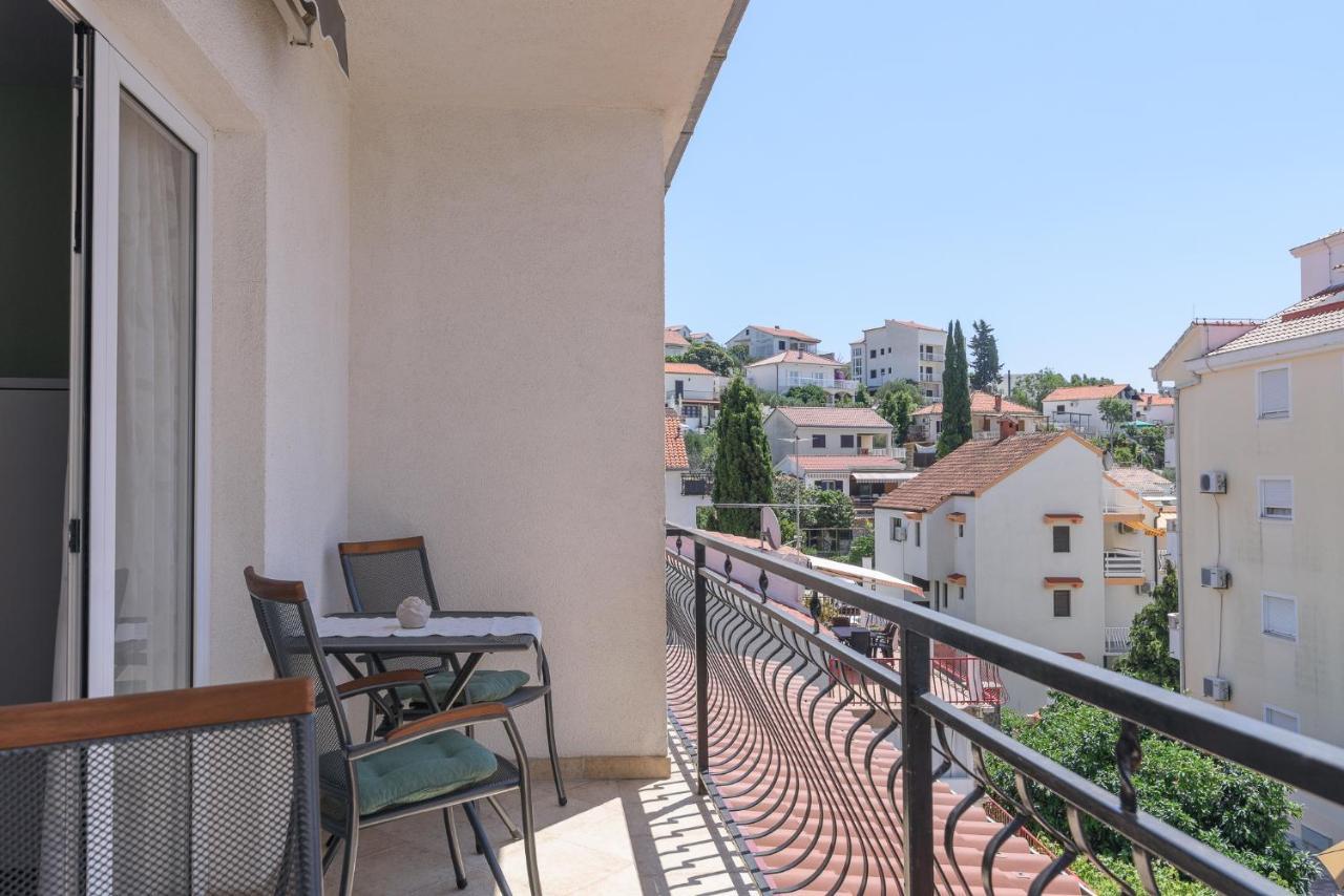 Apartmani Suki Traù Esterno foto