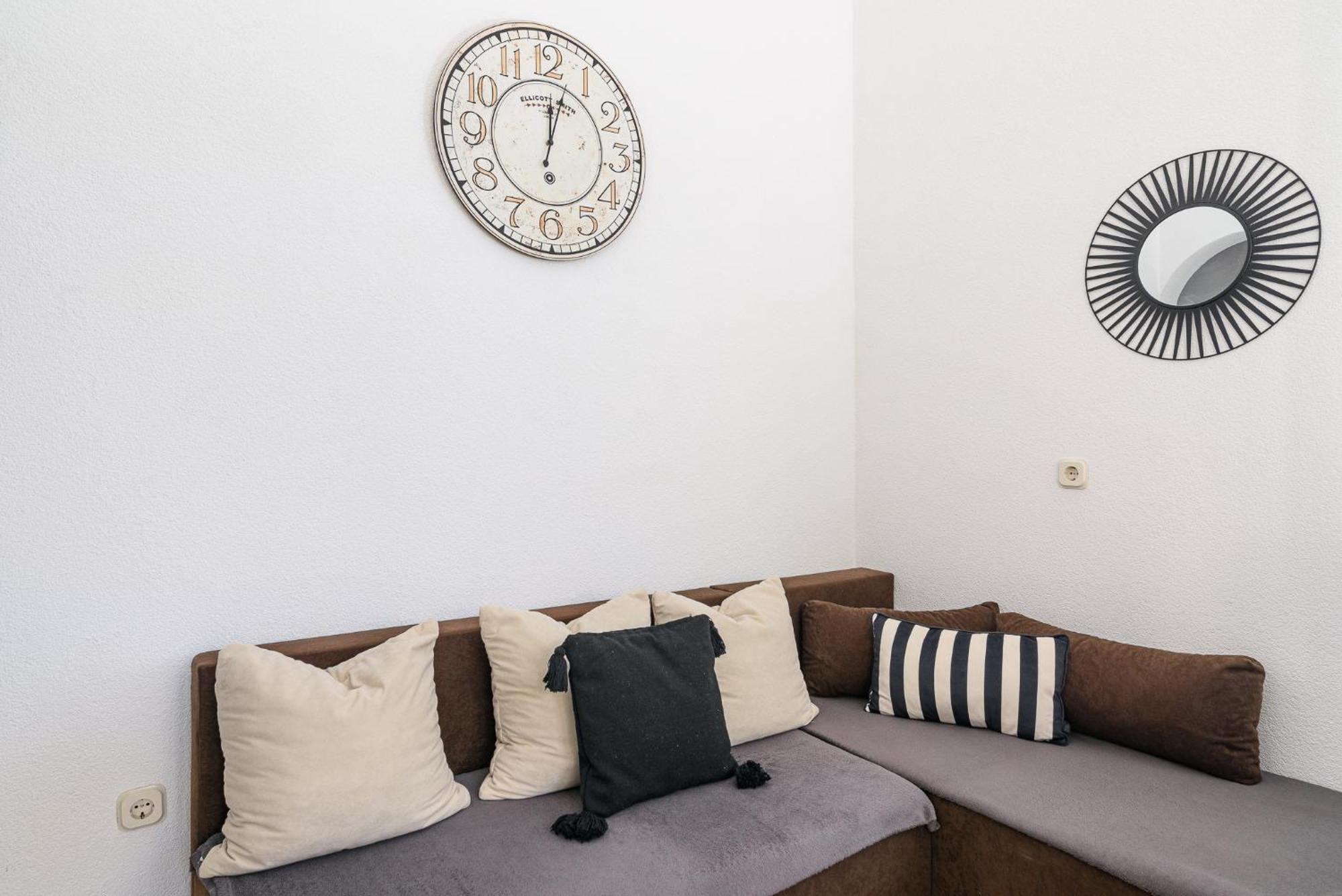 Apartmani Suki Traù Esterno foto